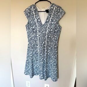 Ann Taylor women’s dress - size 8